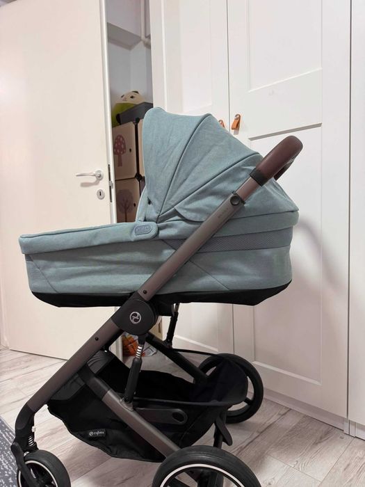Vând cărucior Cybex Balios S Lux + landou + husă de iarnă (stare impecabilă, ca noi)