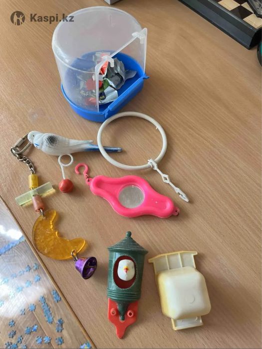 Игрушки для попугаев