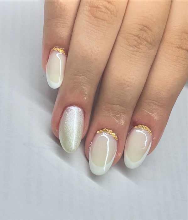 Unghii cu gel Militari Residence