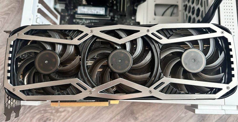 Продам видеокарту RTX 3080