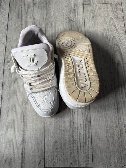 louis vuitton trainer white