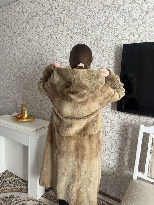 Срочно продам норковую шубу!