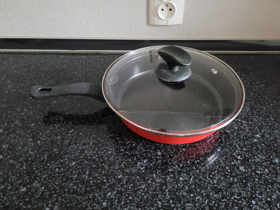 Продам разные сковорода