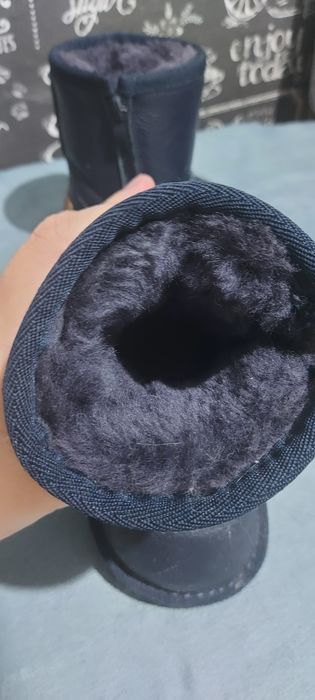 Продам уги натуралка размер 23. За 5000