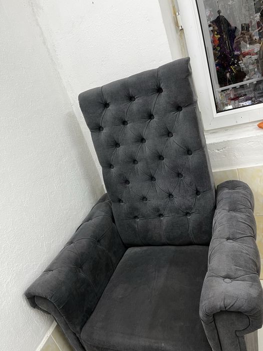 Маникюрное кресло