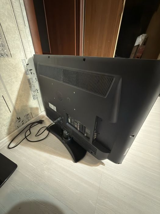 Телевизор LG 32LH3000 - ZA