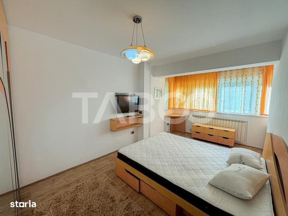 Apartament 4 camere de inchiriat in Piata Cipariu Centru