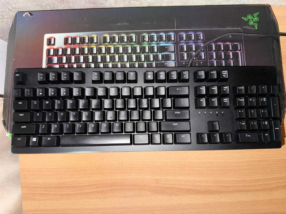 Razer Huntsman RGB Gaming Keyboard  Purple Switch