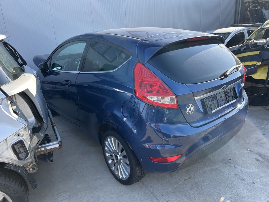 Ford Fiesta 1.2 2009г ЗА ЧАСТИ!