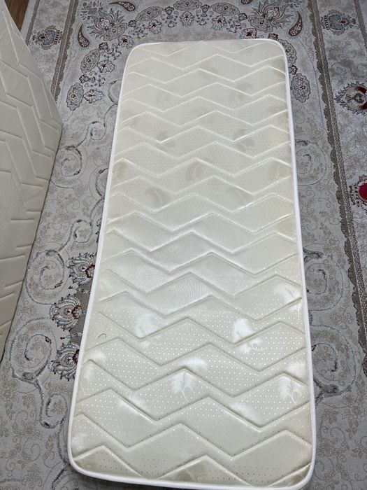 Матрас б/у за 5000 (1шт)  70/170см