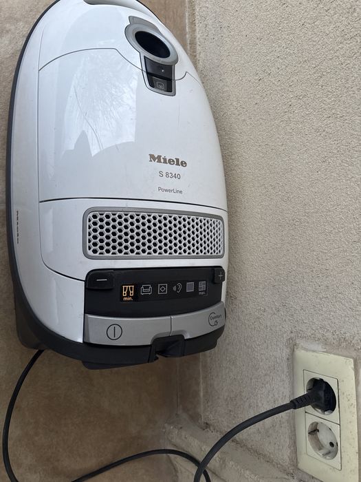 Aspirator Miele S8340 pentru piese