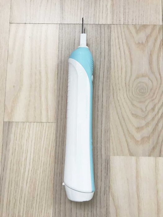 Електрическа четка за зъби Oral-B Professional Care 500