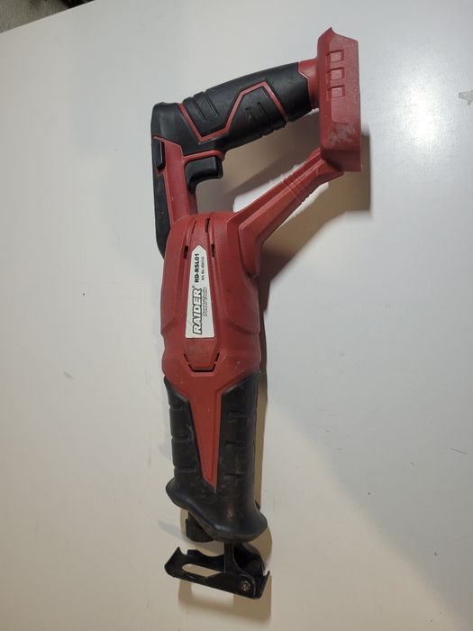 Саблен трион Raider RD-RSL 01