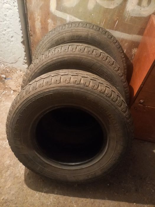 Продам покрышки бу