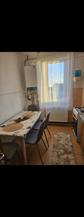 Inchiriez apartament 2 camere