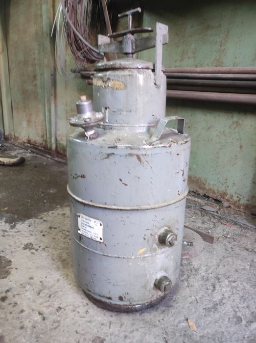 Продается ацителеновый генератор.