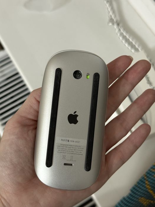 Продается беспроводная мышка Magic Mouse 2.