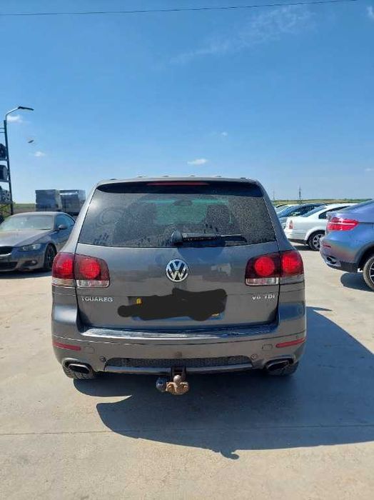 Dezmembram Volkswagen Touareg 7L 3.0 tdi 176 KW An 2010
Cod motor CASA