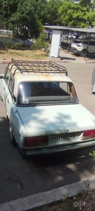 Jiguli 07 sotiladi