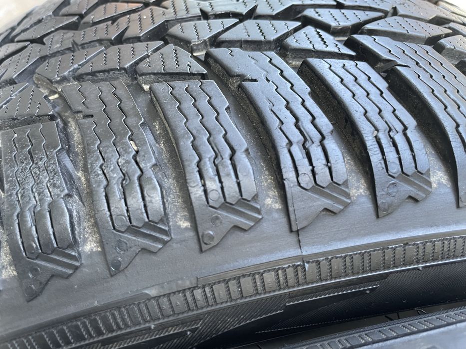 Зимни гуми Nokian 195 50 16