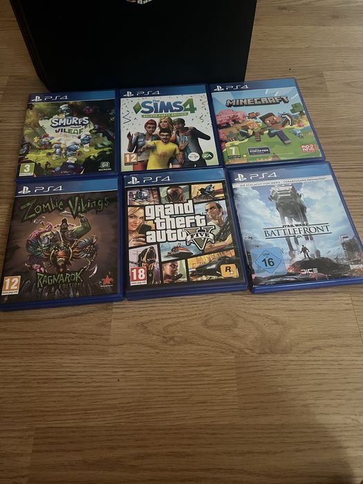 Продавам PlayStation 4