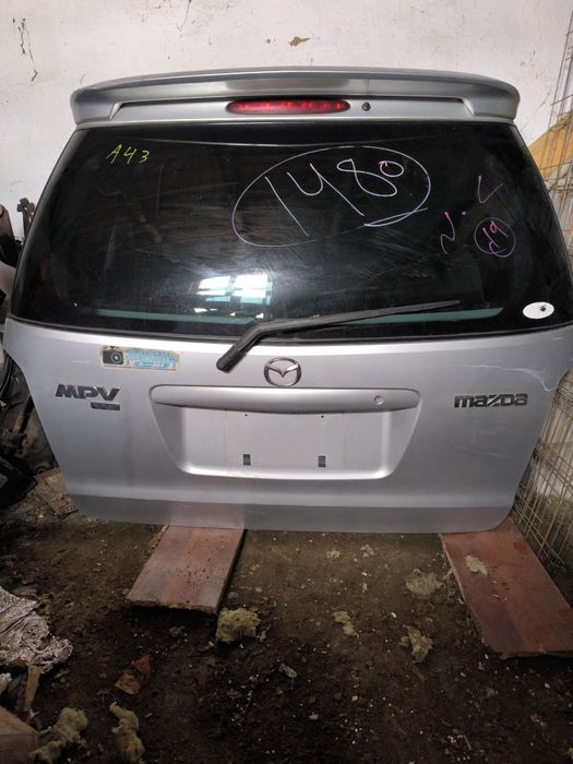 Продам запчасти на Мазду МПВ