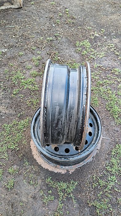 Диски с toyota стояли на королле