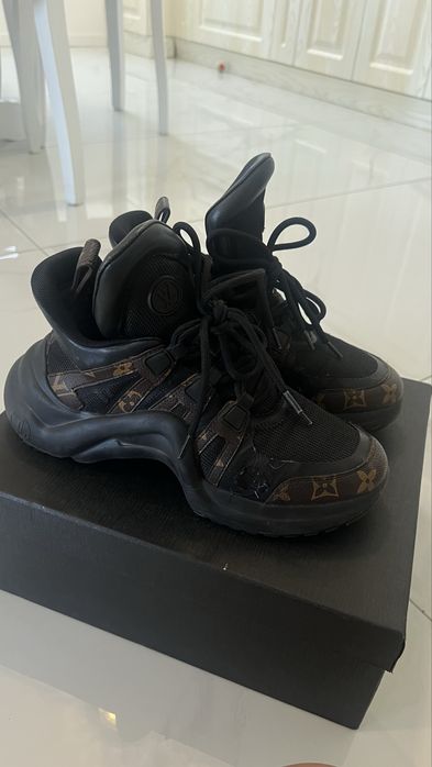 Adidasi louis vuitton