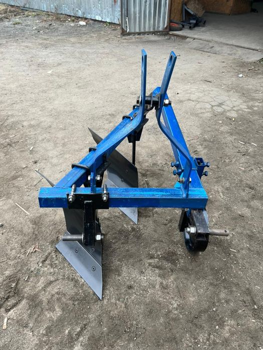 plug 2 trupite brazde cormoane tractor 18 - 22 cai 1 090 lei