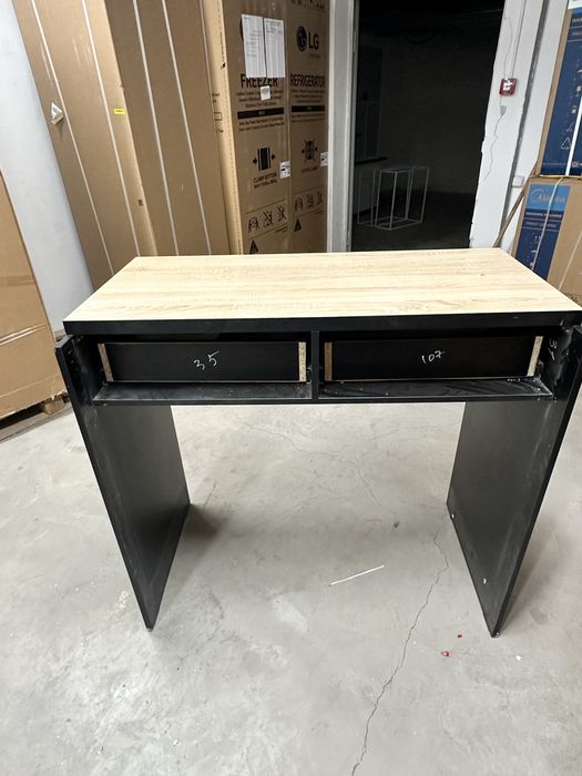 Стол пристенный (на стеллаж)