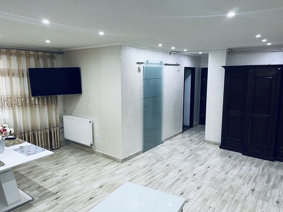 Vand Apartament 3 camere Marghita