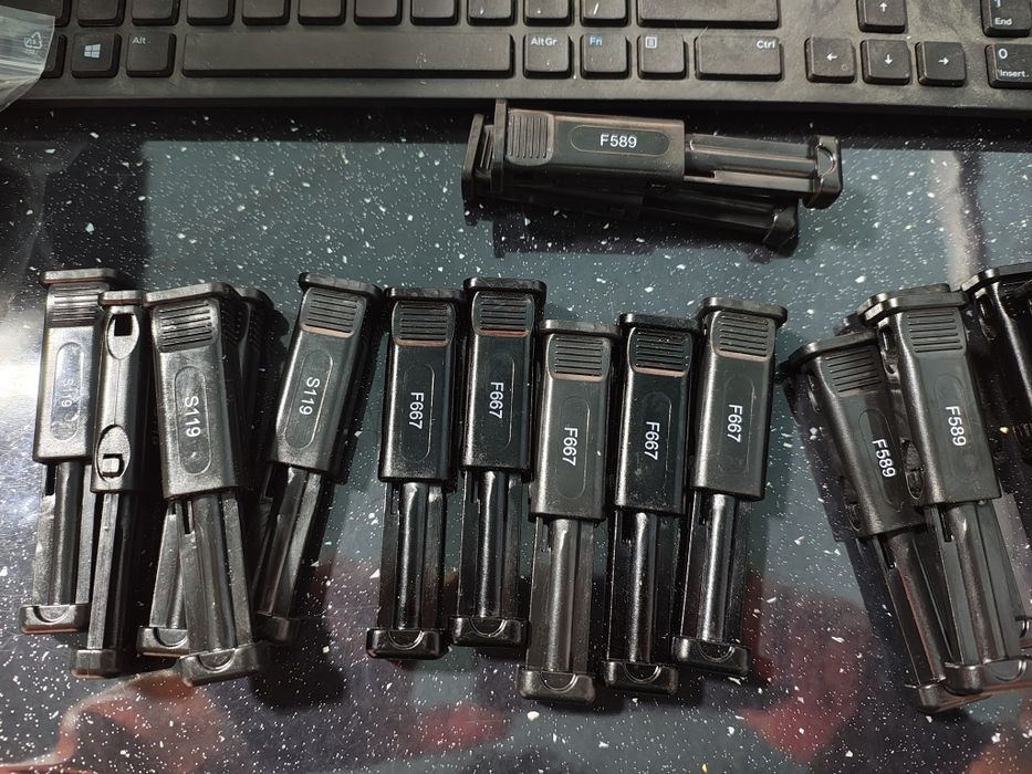 Extractor pini auto electrici