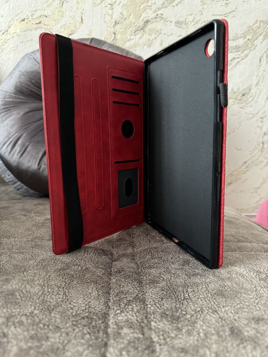 Чехол на планшет кожа цвет бордо