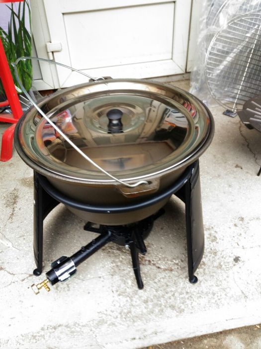 Ceaun fonta pura PROMO 10,8 L +trepied+ lingura = 169 lei  5L/7,2L/1