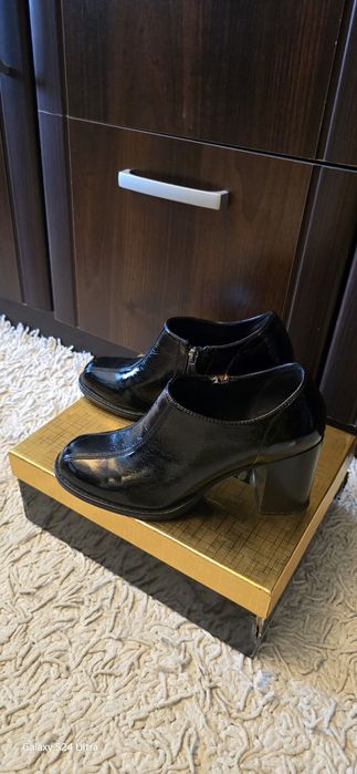 Продам женскую одежду