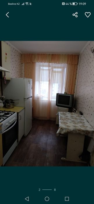 Продам квартиру в 11 микрорайоне кирпичном доме