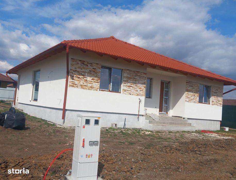 Casa pe un singur nivel, 134 mp,teren 500 mp,Nazna Sancraiul de Mureș