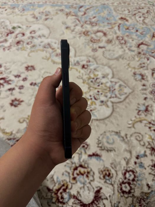 iPhone 13 128gb.