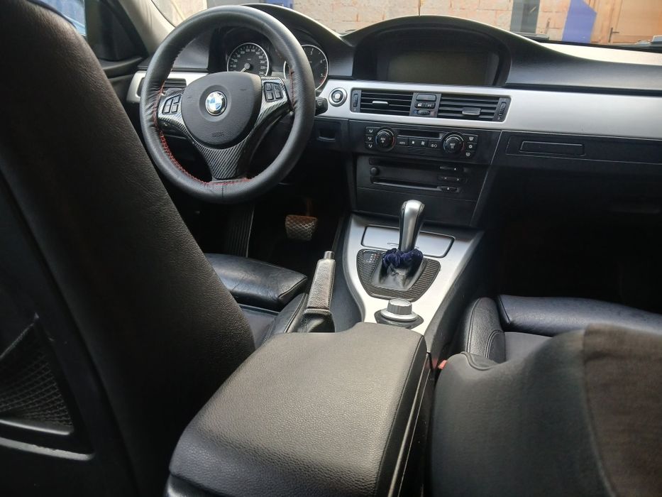 Bmw e91 320d automat