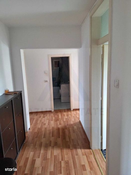 Apartament 3 camere 67 mp utili etaj 1 petfriendly zona Turnisor
