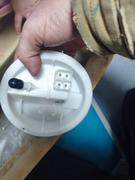 Оригеналные бензанасос bmw е36