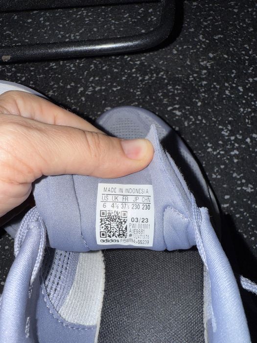 Беговые кроссовки Adidas