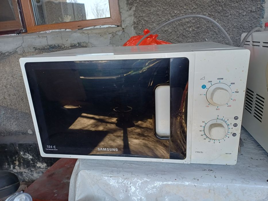 Микроволновка б/у