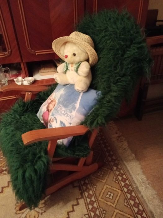 Vand balansoar cu tot cu cerga verde de lana