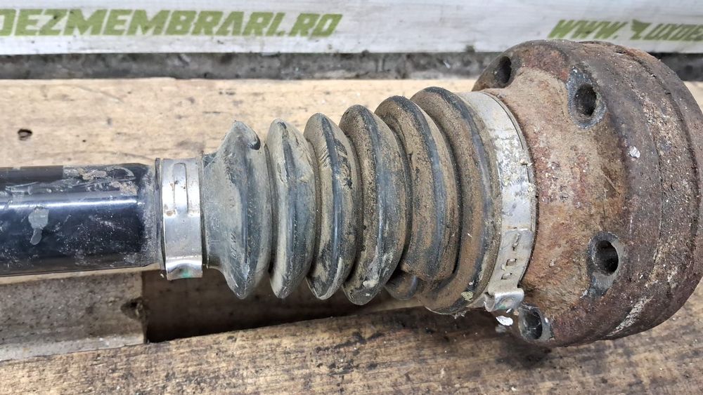 Planetara stanga dreapta spate 8r0501203c 3.0 tdi ctdb Audi A6 4G/C7