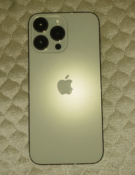 На Запчасти  айфон  14 про макс