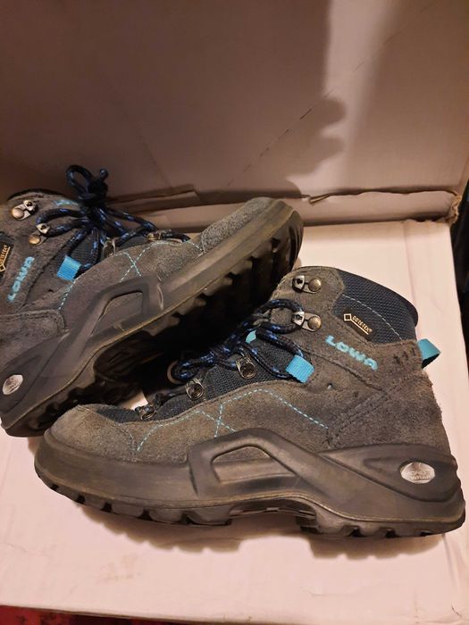 Ghete iarna, munte LOWA Goretex waterproof, impermeabili,mas 28 si32
