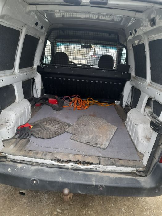 Vând citroen berlingo