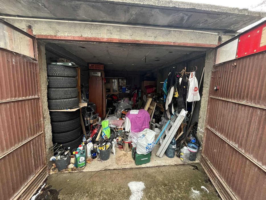 Продавам гараж, 22кв.м. на ул. Неофит Рилски, гр. Шумен