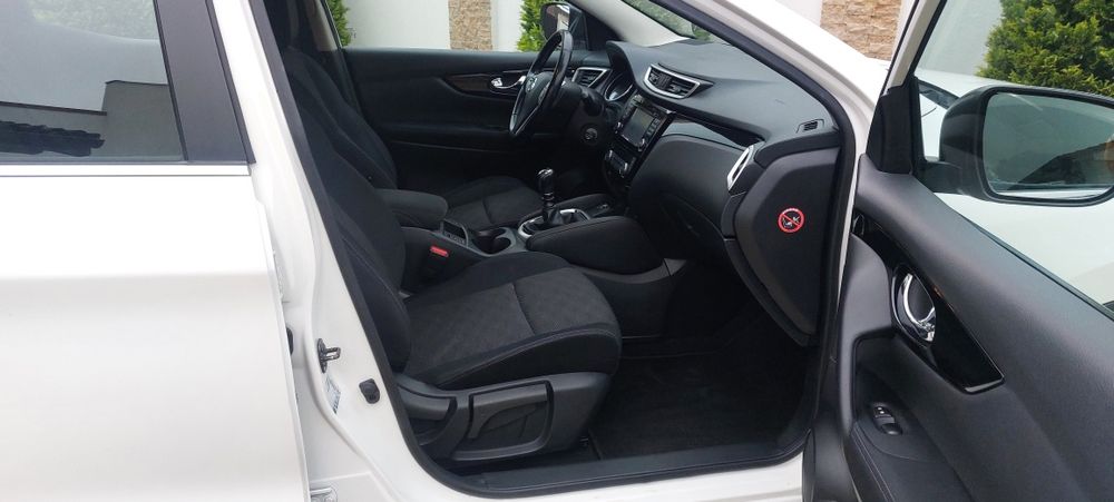 NISSAN QASHQAI TEKNA -1.2 Tce TURBO‼️-Navii-An 2015‼️doar 120.000 km